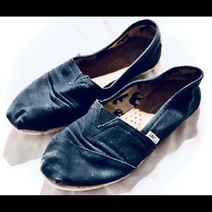 TOMS Women’s Flats Shoes Slip On Size 7